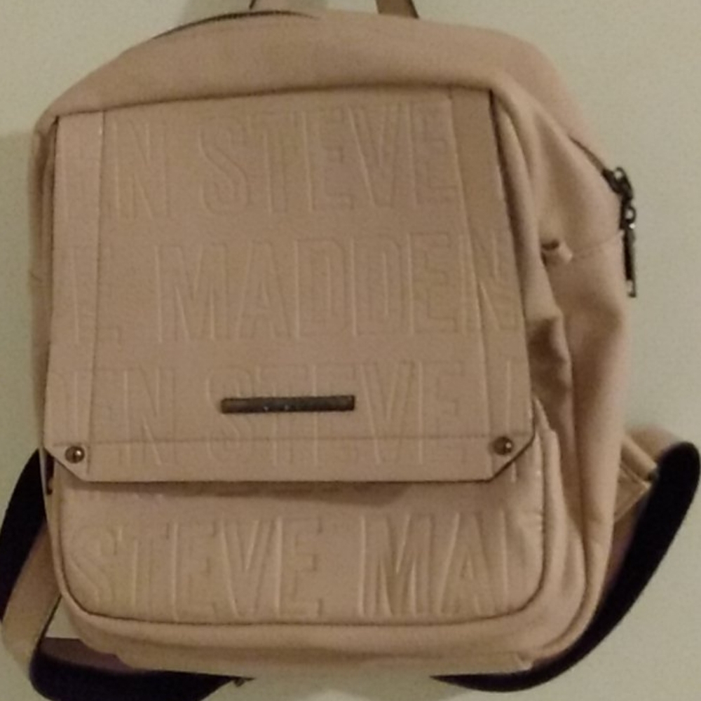 Back back - Picture 4 of 4